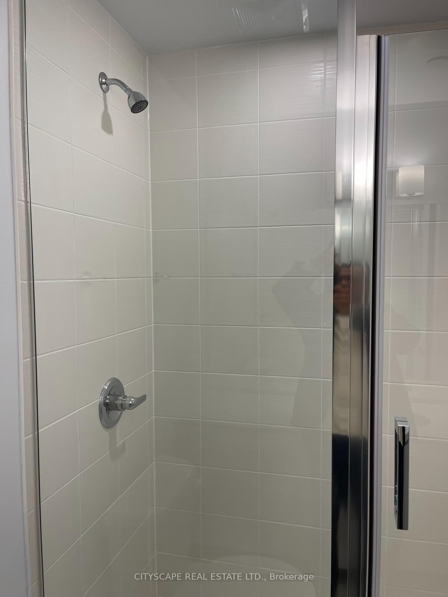 2433 S Dufferin Street S, Unit 507 thumbnail 9