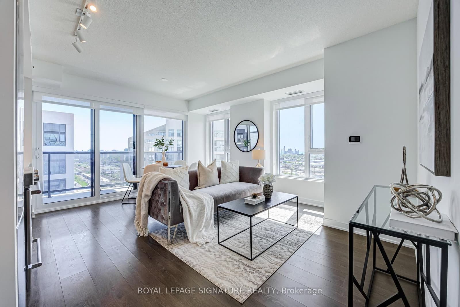 #2008 - 30 Samuel Wood Way