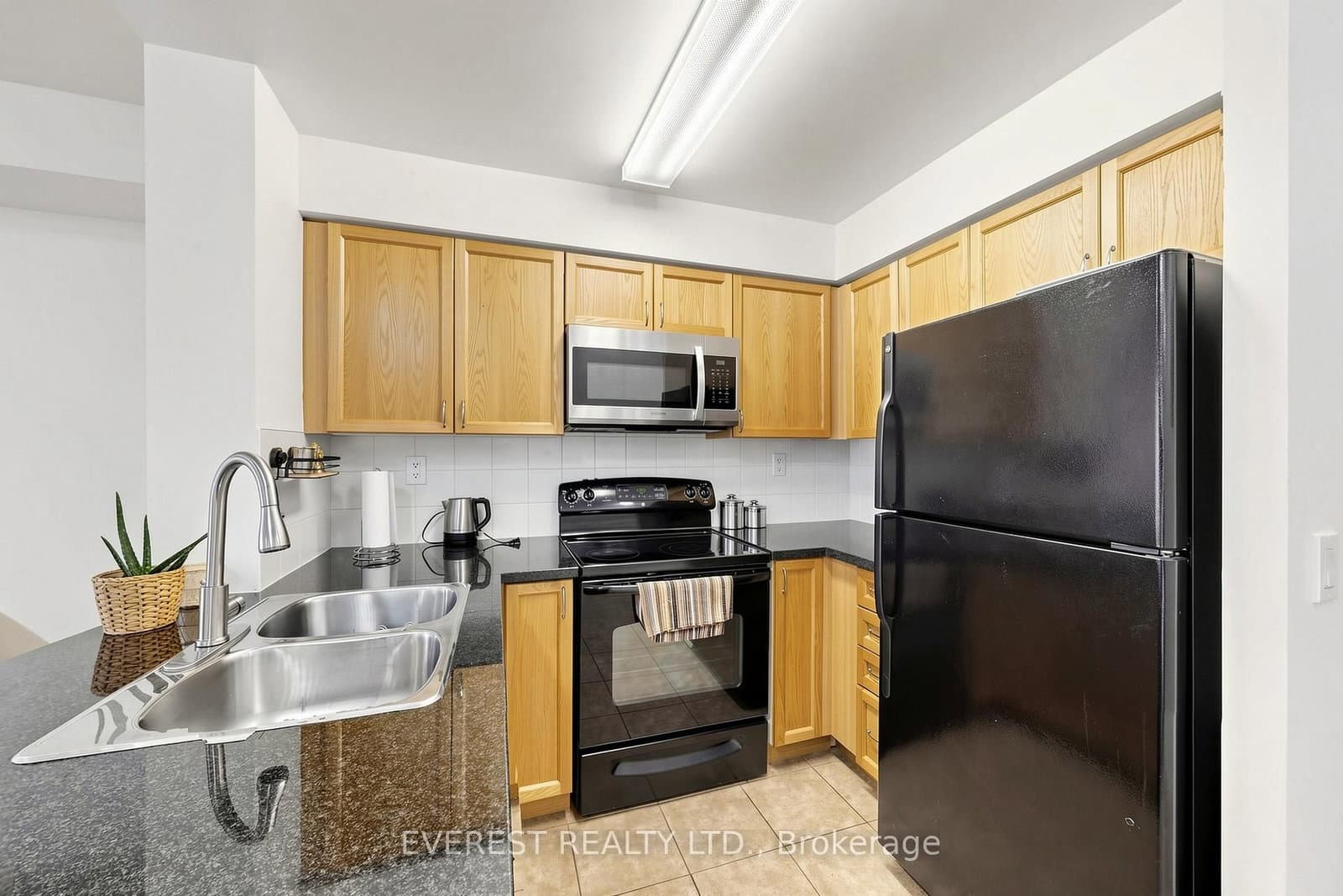 5 Michael Power Place, Unit #2101 thumbnail 11