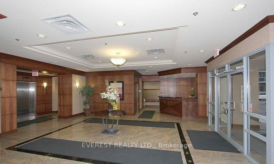 5 Michael Power Place, Unit #2101 thumbnail 25