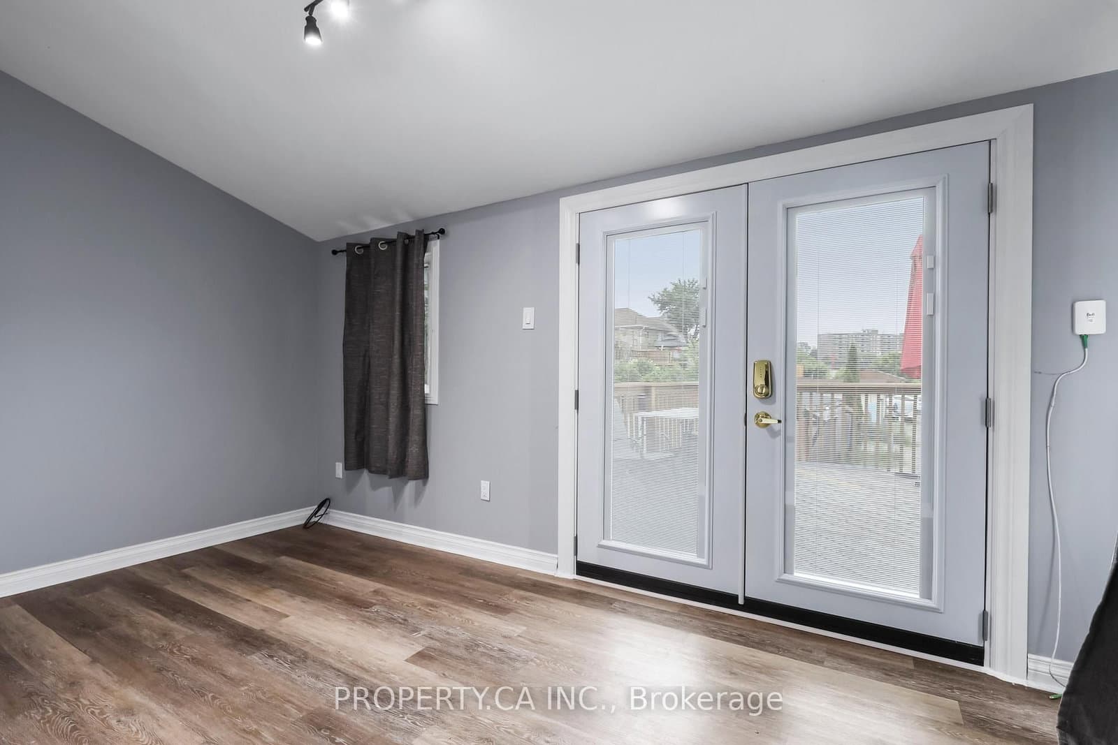 856 Weston Road thumbnail 21
