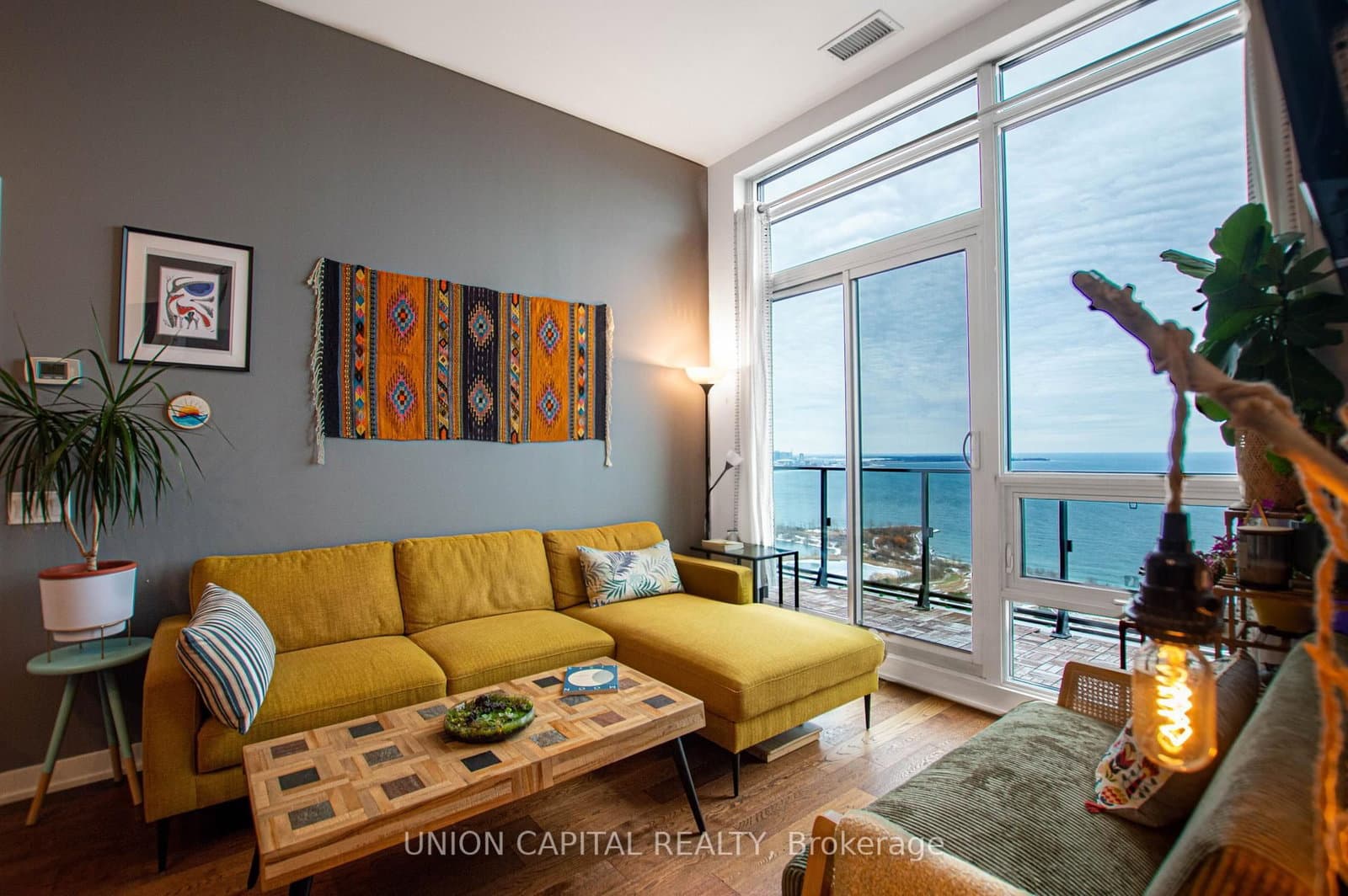 2212 Lake Shore Boulevard W, Unit PH02 thumbnail 6