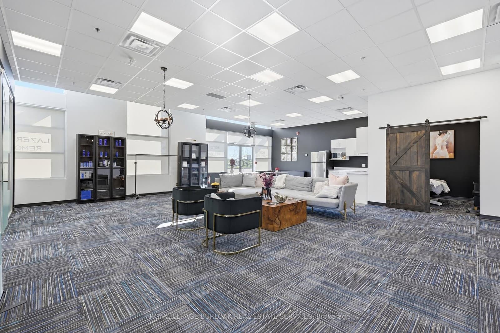 4903 Thomas Alton Boulevard, Unit 101 thumbnail 2
