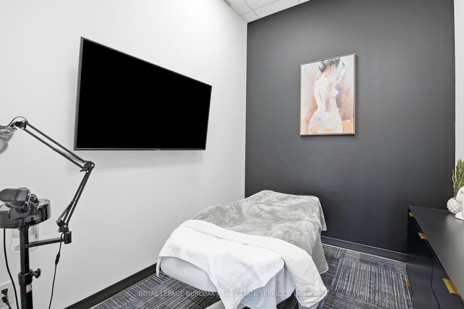 4903 Thomas Alton Boulevard, Unit 101 thumbnail 8