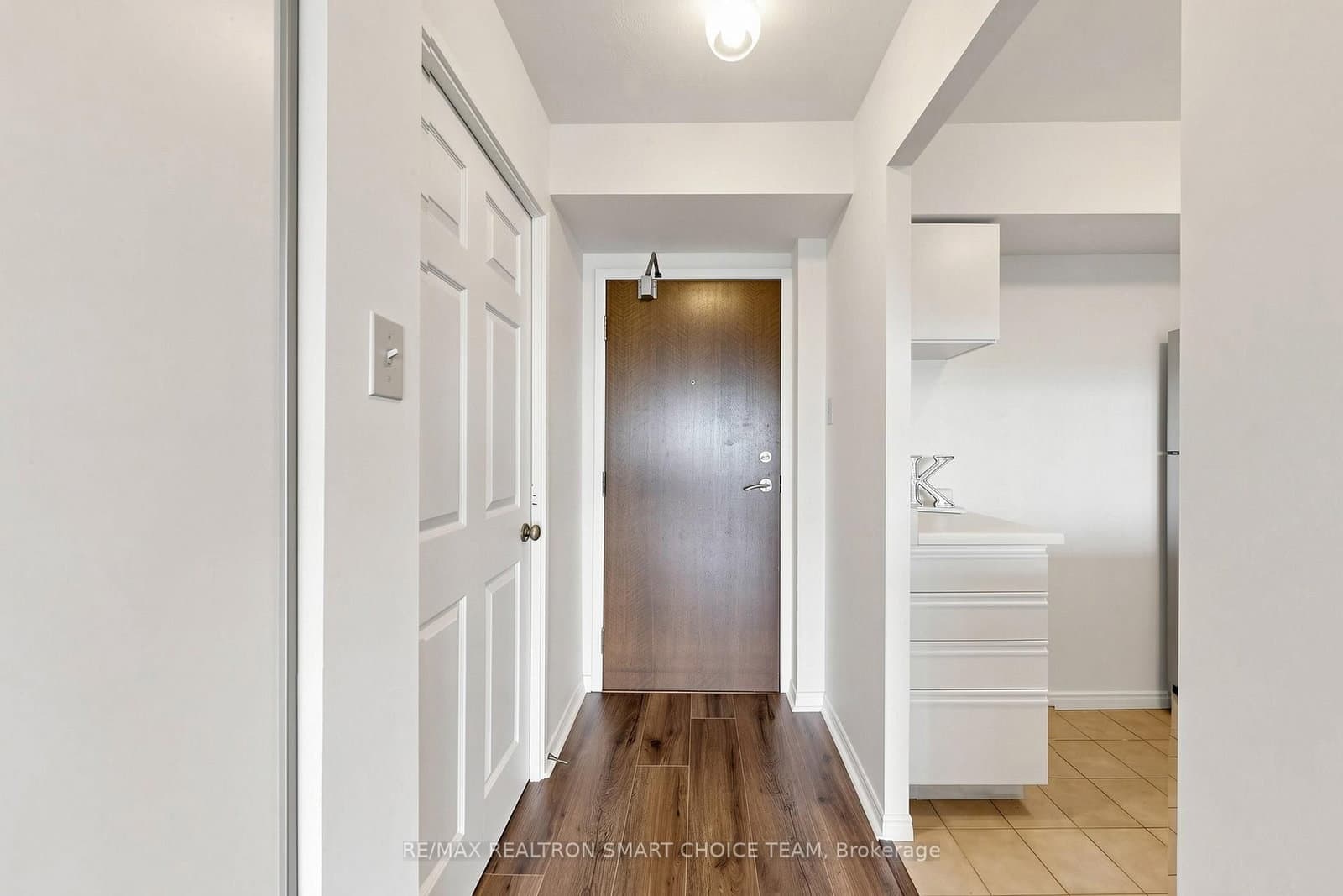 50 Kingsbridge Garden Circle, Unit 504 thumbnail 21