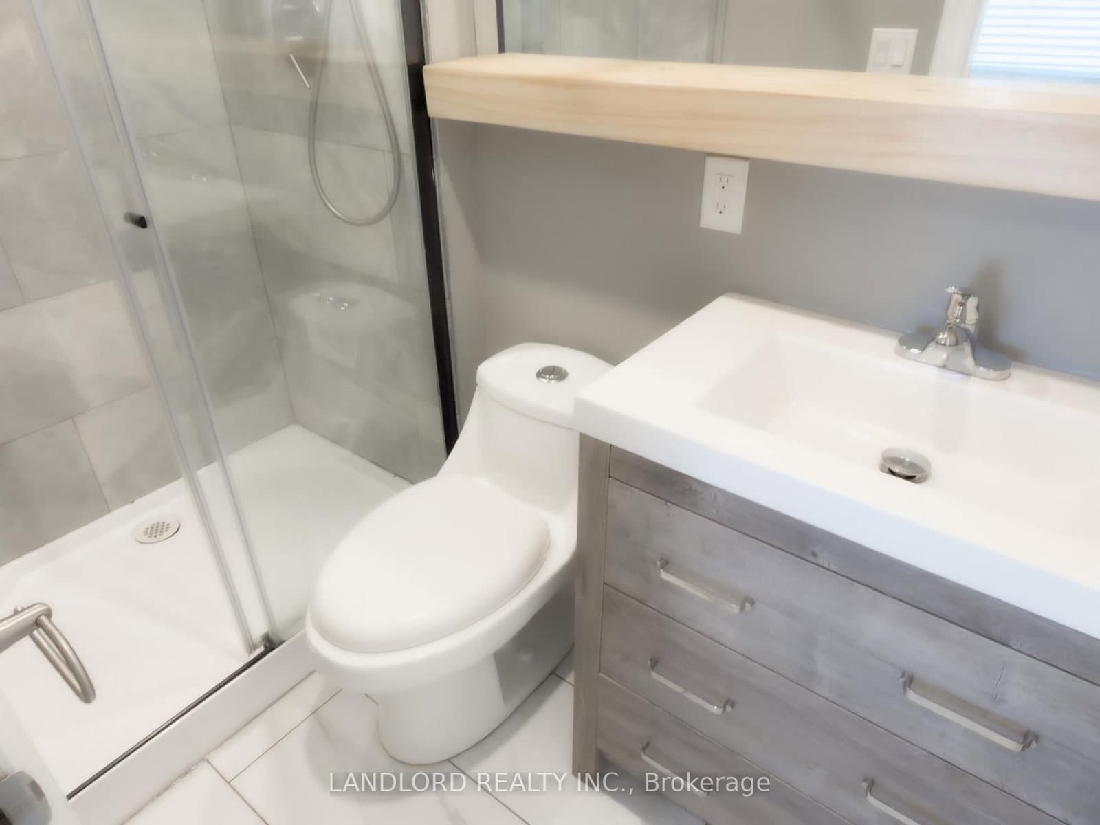 9 Albright Avenue, Unit Main thumbnail 13