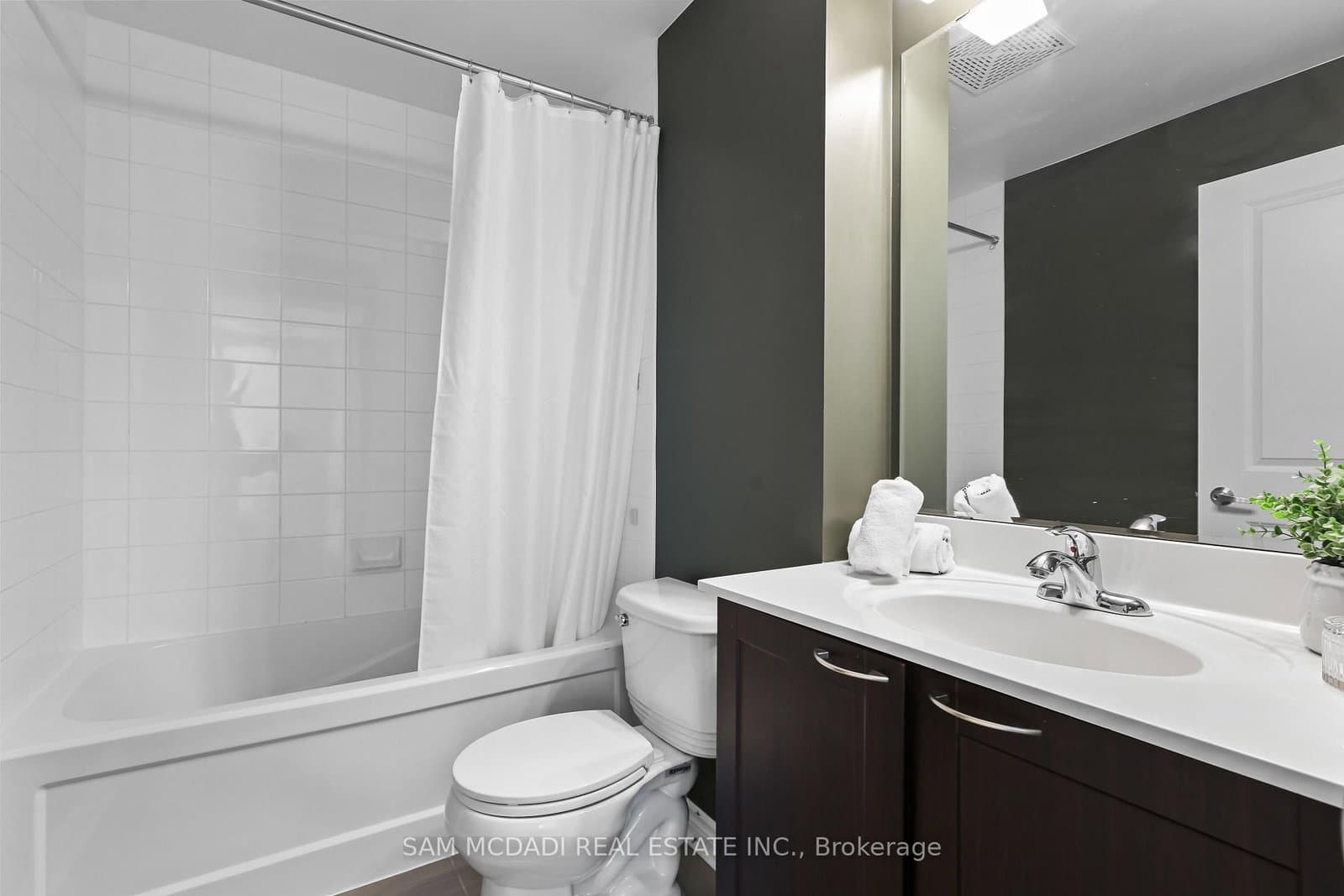 385 Prince Of Wales Drive, Unit 1611 thumbnail 15