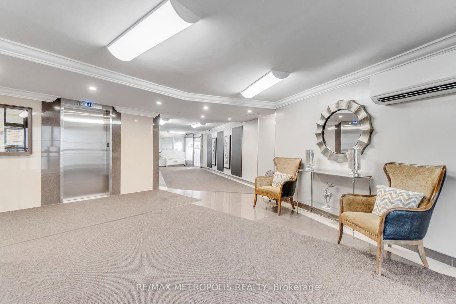 530 Lolita Gardens, Unit 1903 thumbnail 10