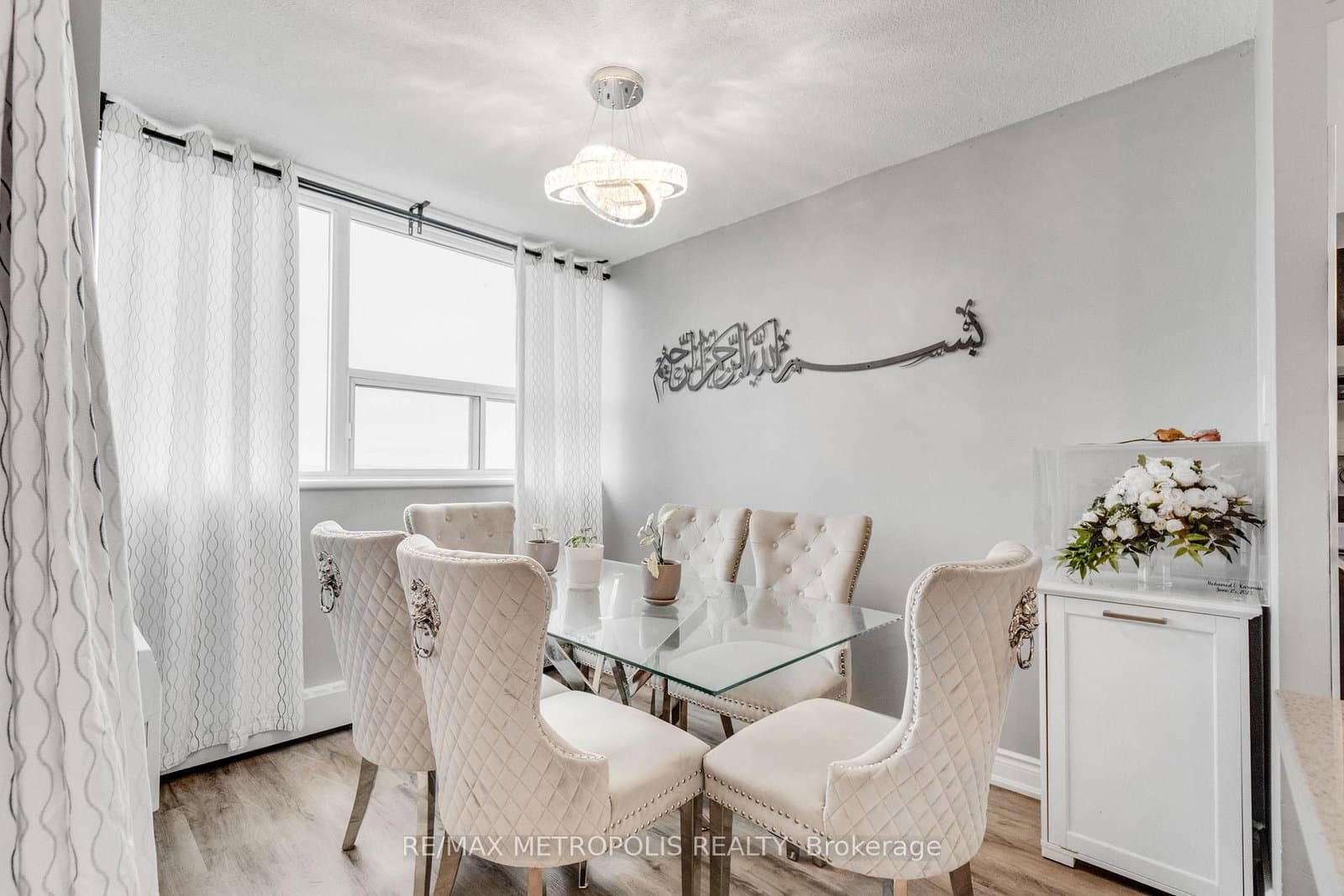 530 Lolita Gardens, Unit 1903 thumbnail 20