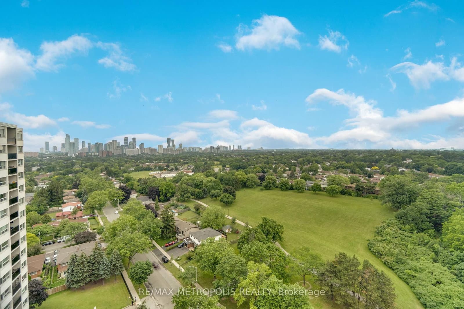 530 Lolita Gardens, Unit 1903 thumbnail 31