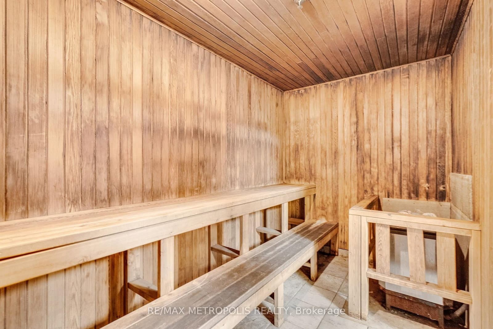 530 Lolita Gardens, Unit 1903 thumbnail 35