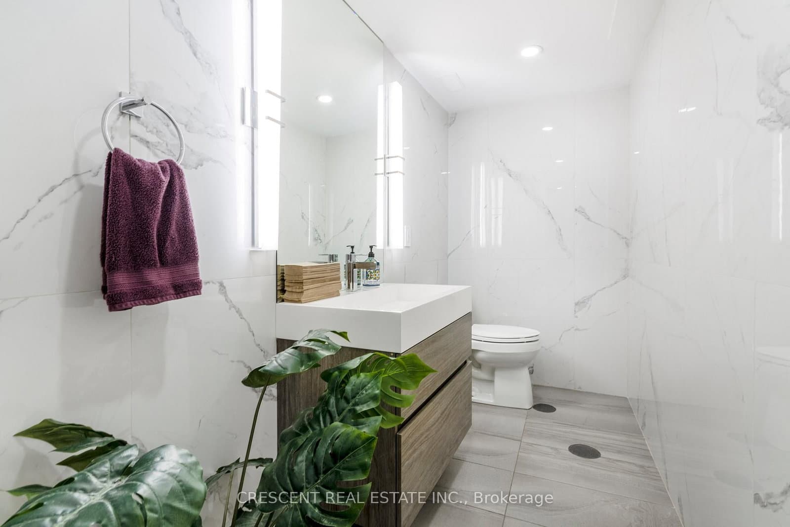 347 Jane Street, Unit Cubicle 4 thumbnail 13