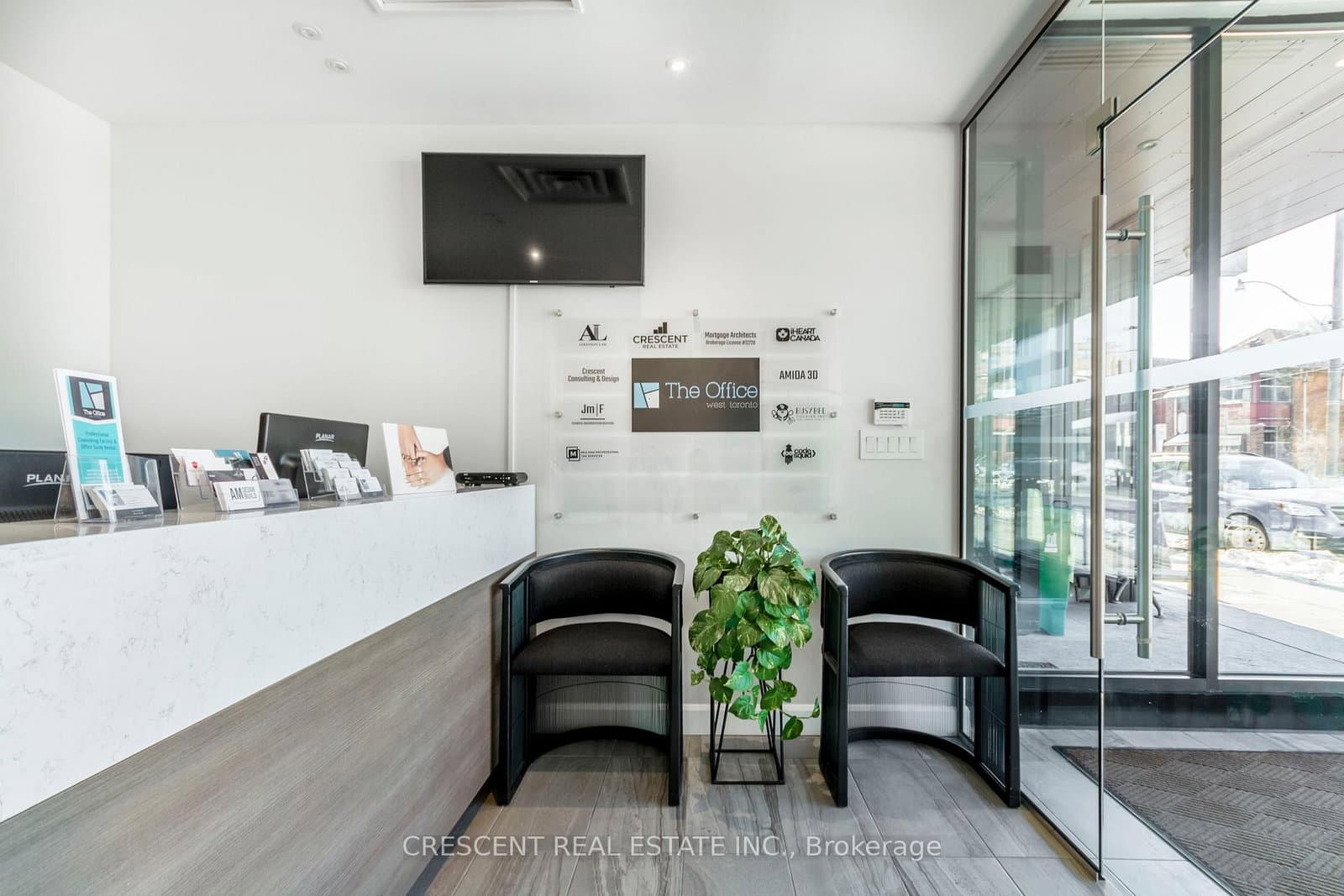 347 Jane Street, Unit Cubicle 4 thumbnail 5