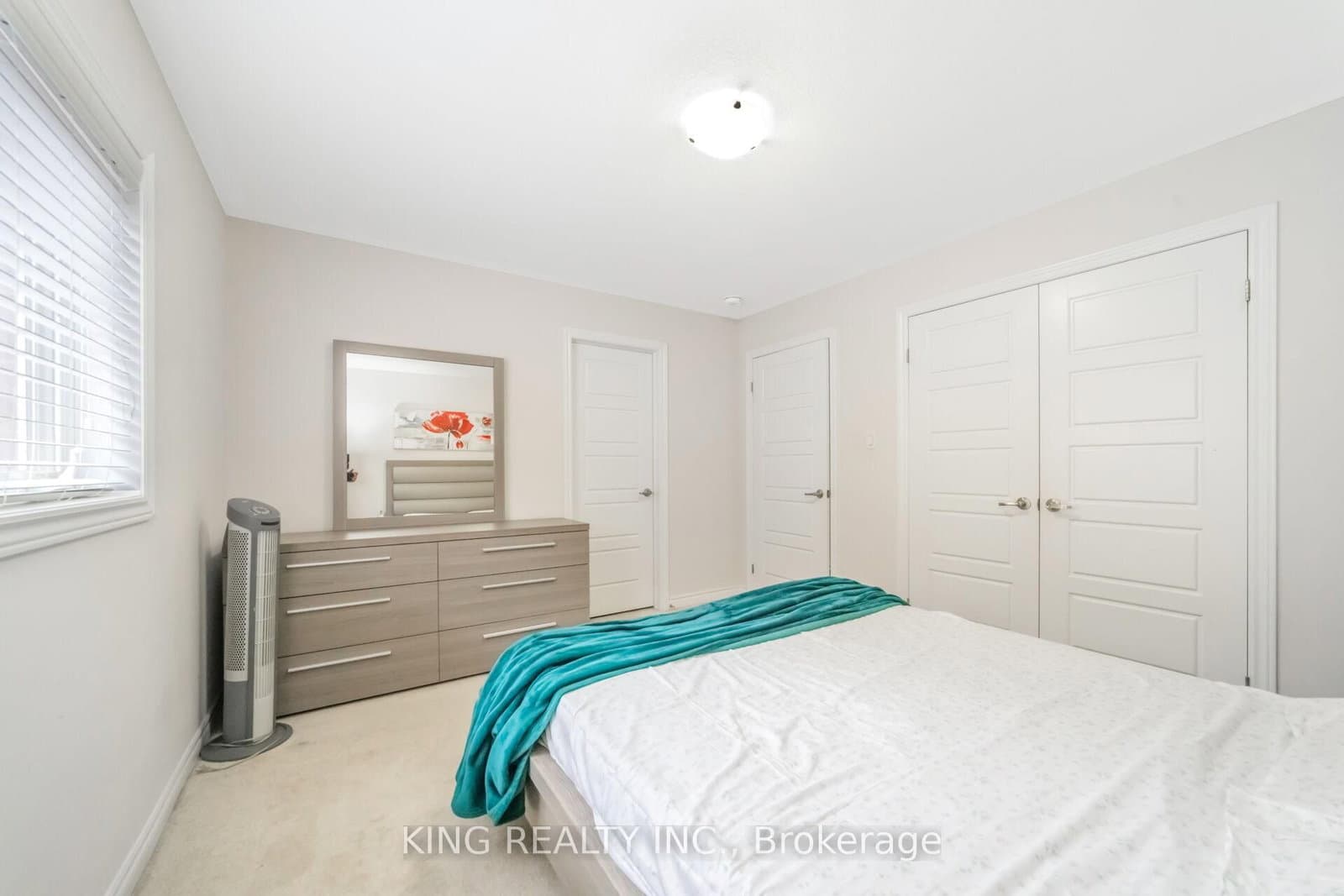 11 Malpass Street thumbnail 22