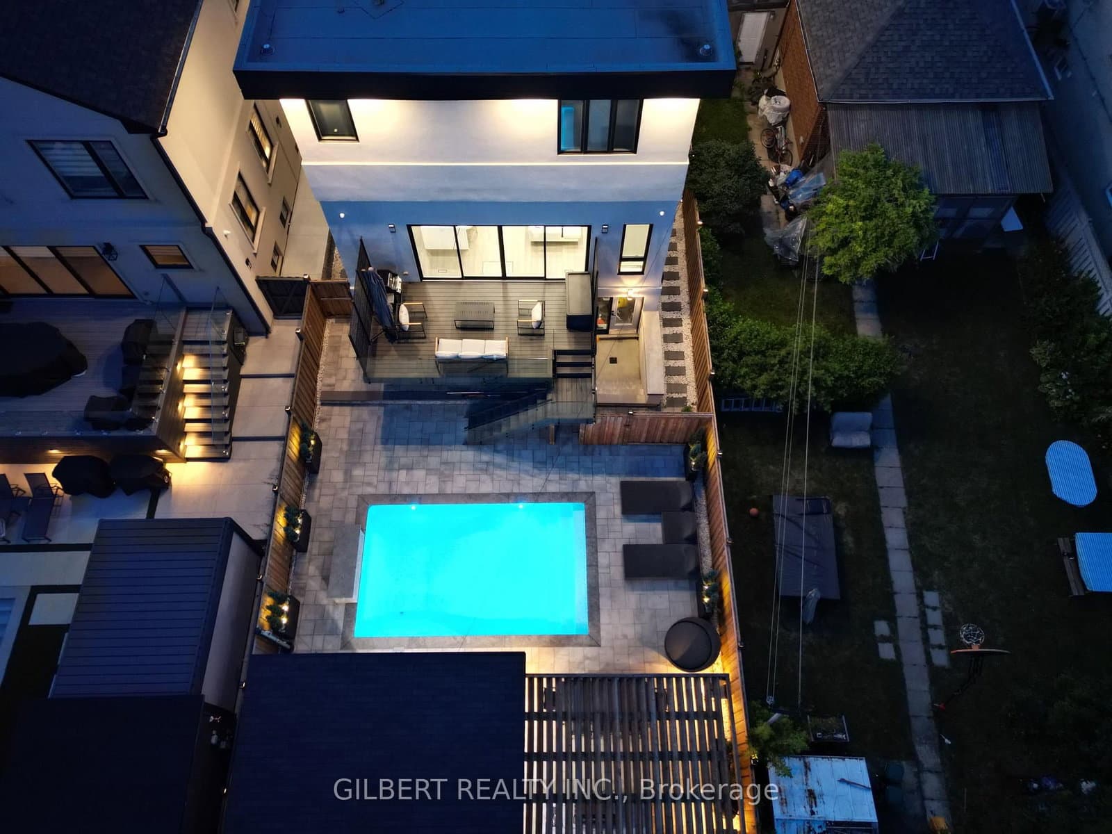 485 ridelle Avenue thumbnail 4