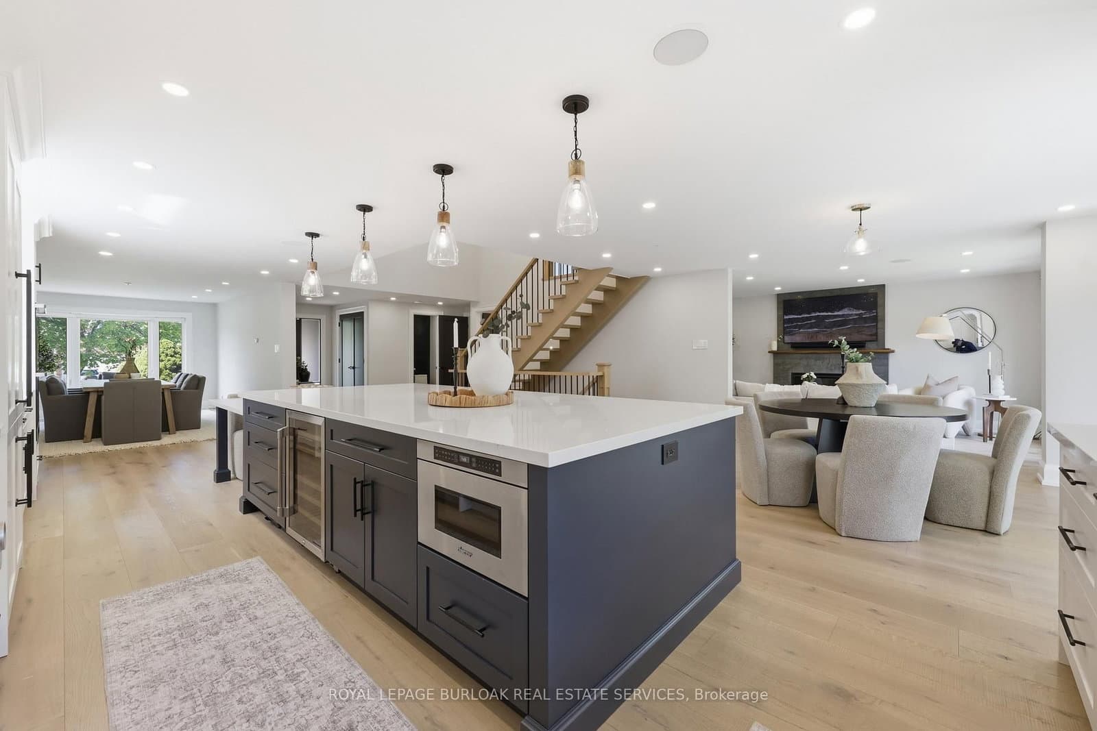 2029 Kempton Park Drive thumbnail 12