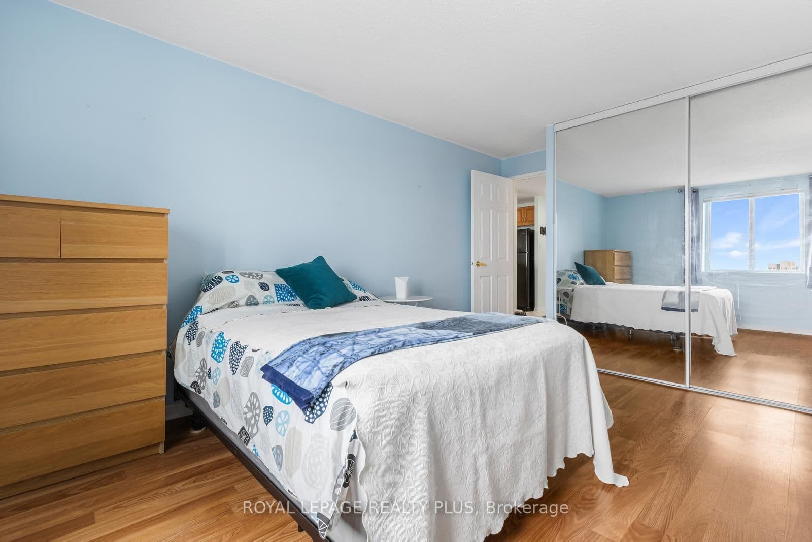 6720 Glen Erin Drive, Unit 1012 thumbnail 15