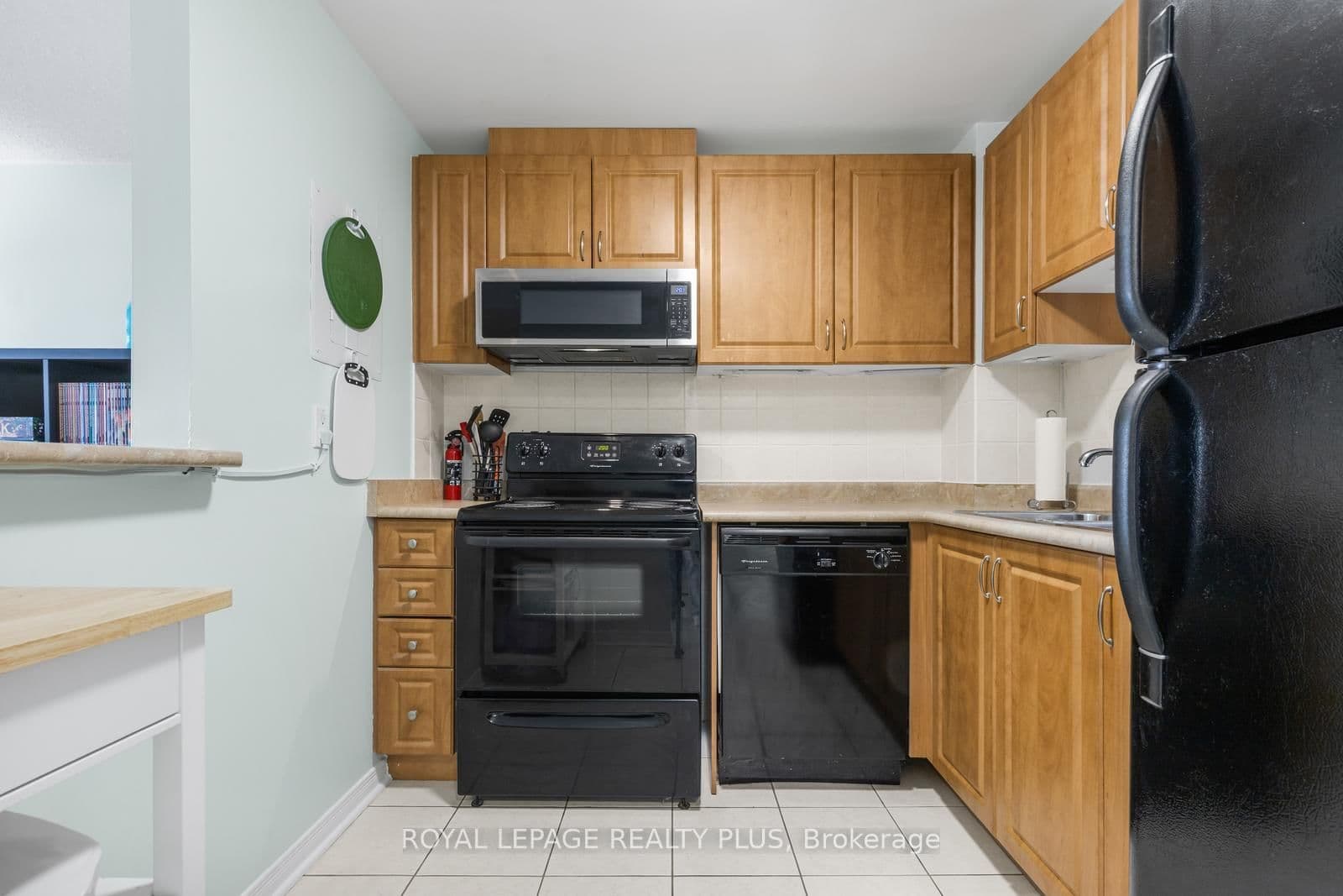 6720 Glen Erin Drive, Unit 1012 thumbnail 5