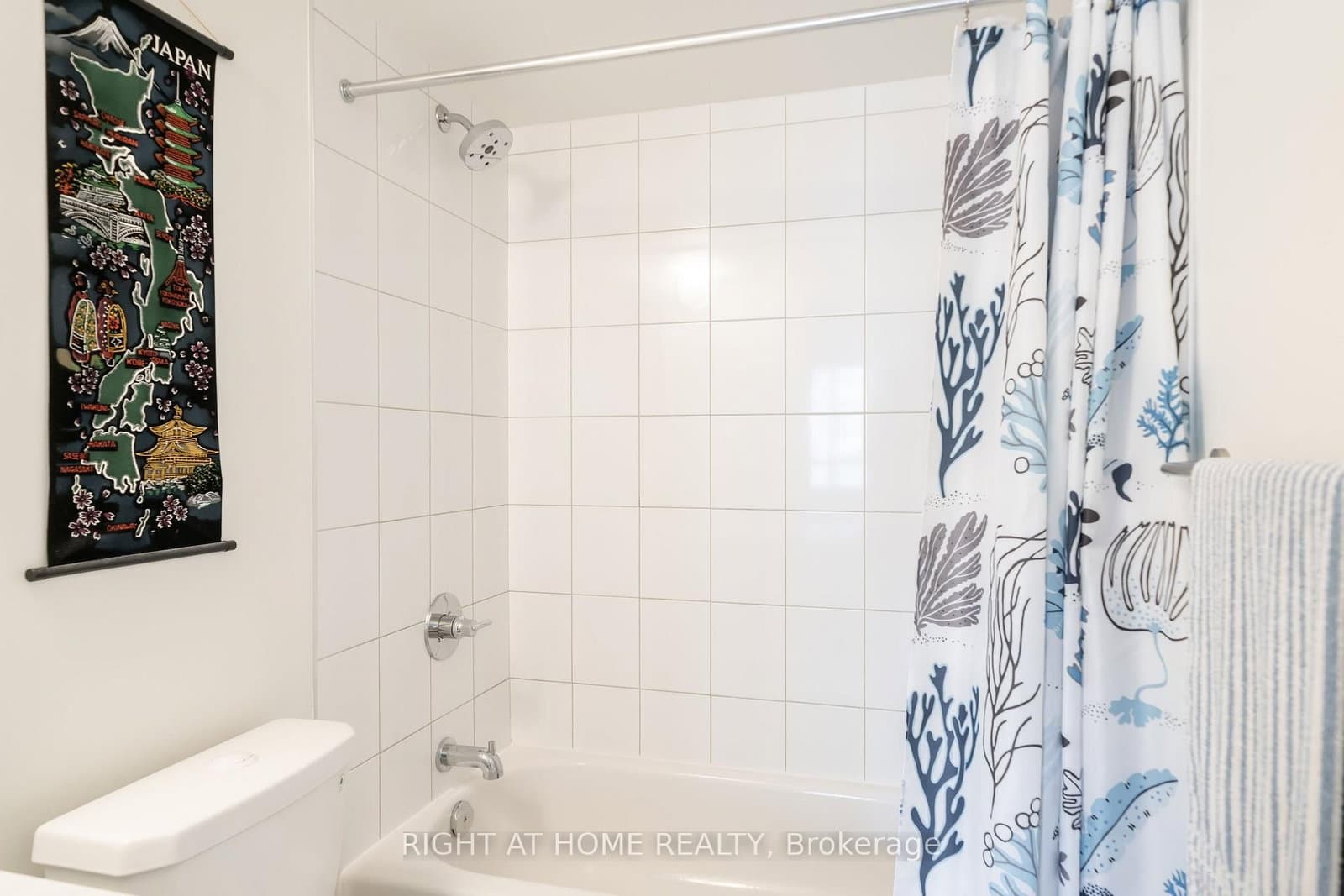 10 Wilby Crescent, Unit 807 thumbnail 19