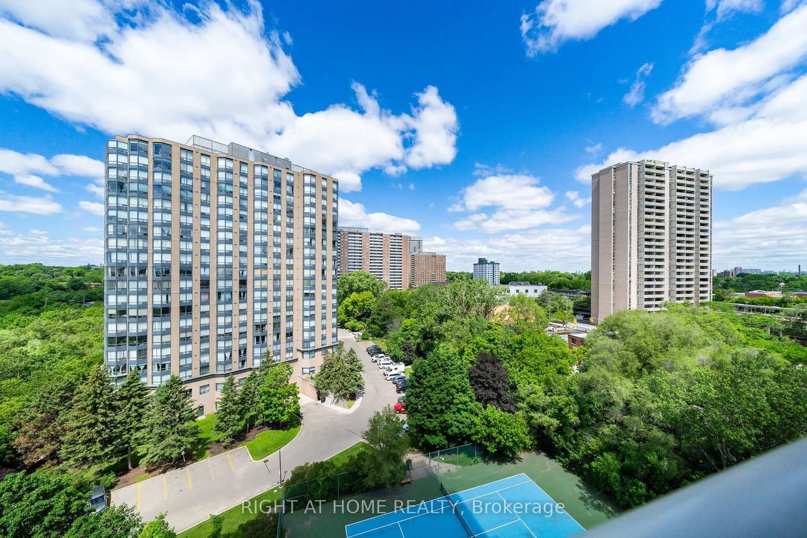 10 Wilby Crescent, Unit 807 thumbnail 34