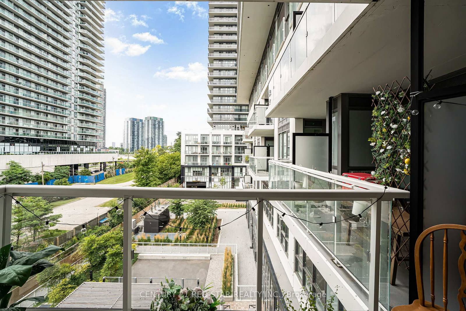 65 Annie Craig Drive, Unit 316 thumbnail 21