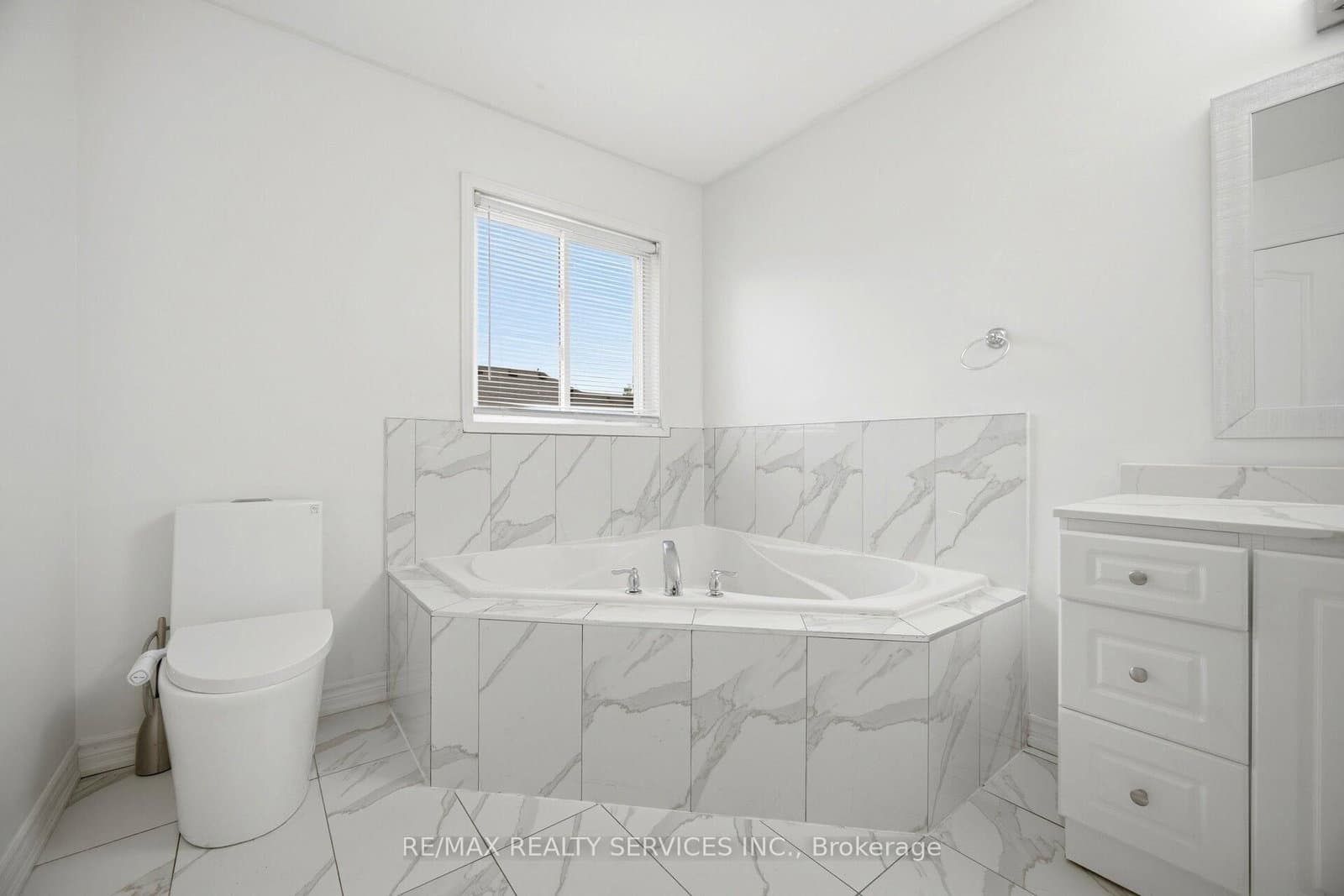 106 Williamson Drive thumbnail 31
