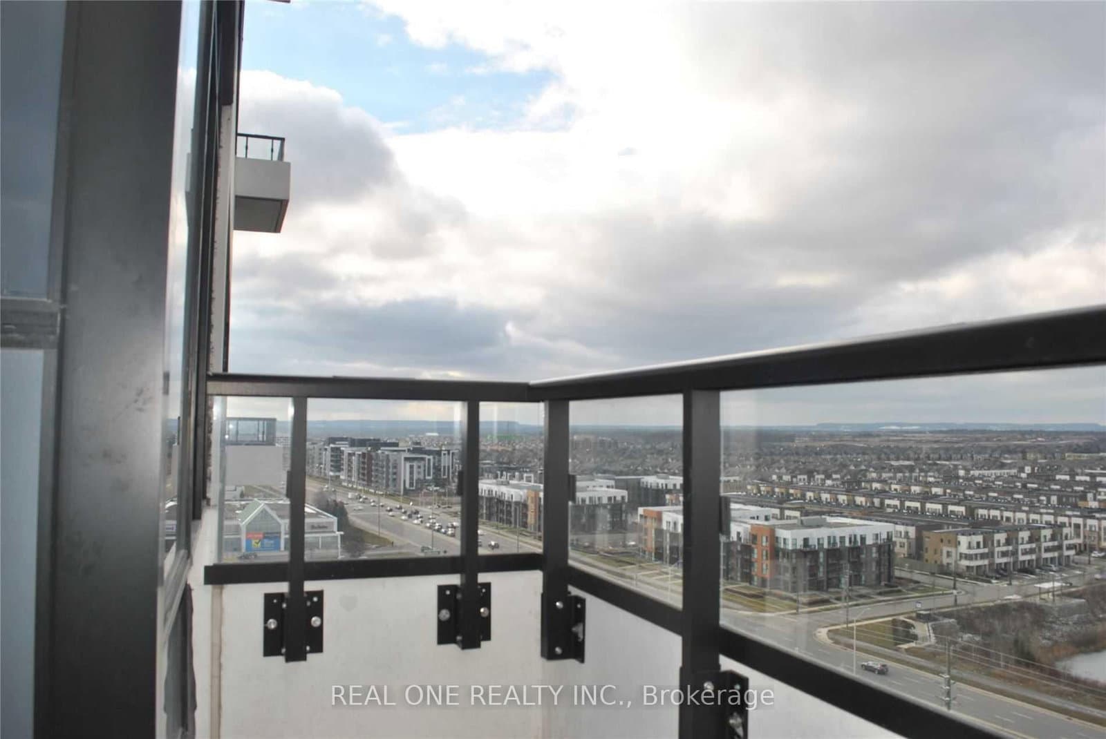 2481 Taunton Road E, Unit 1203 thumbnail 6