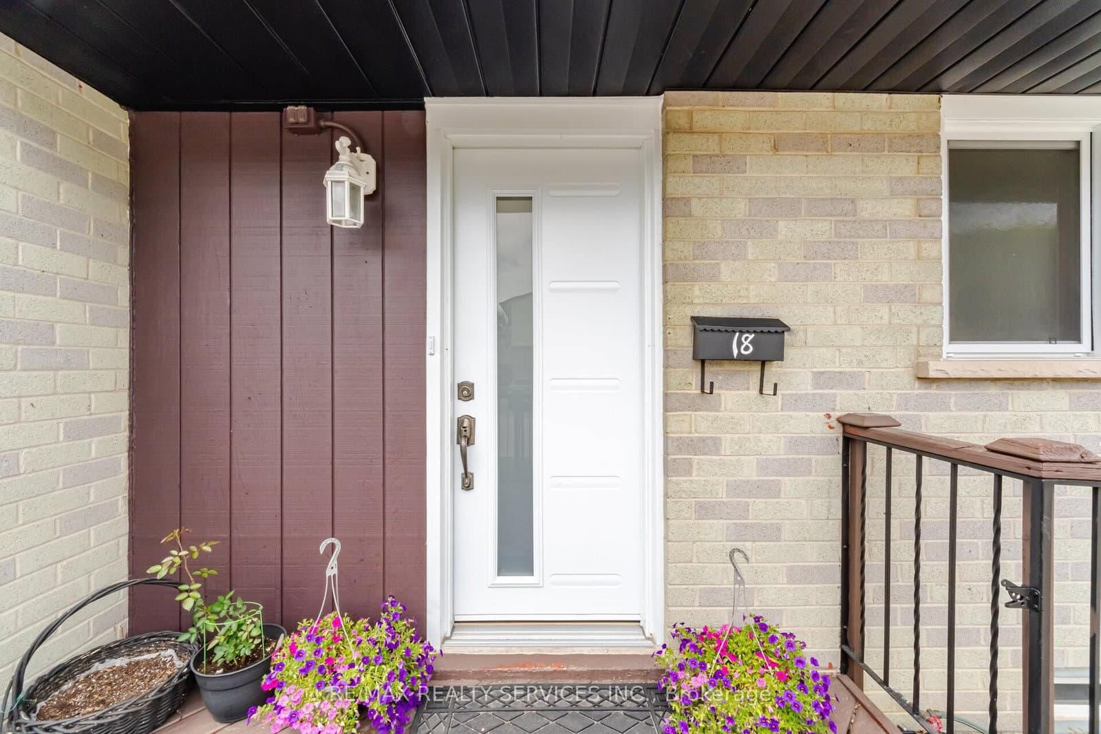 18 Gold Pine Court - Image 1