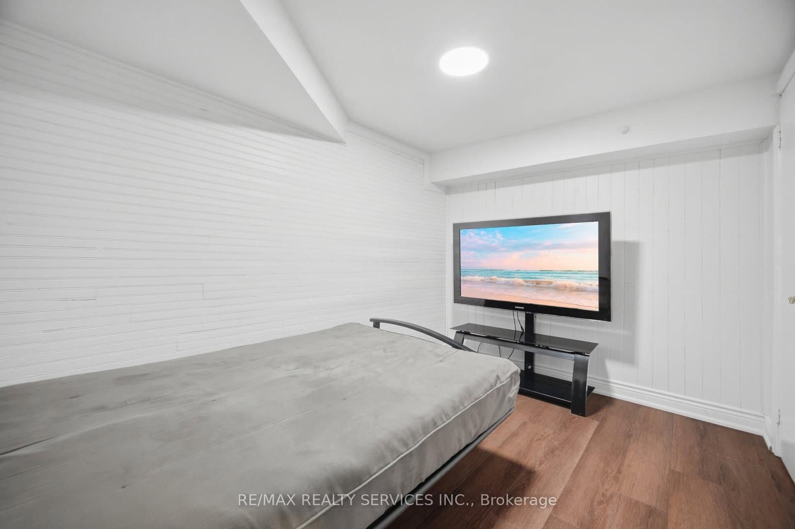18 Gold Pine Court thumbnail 35