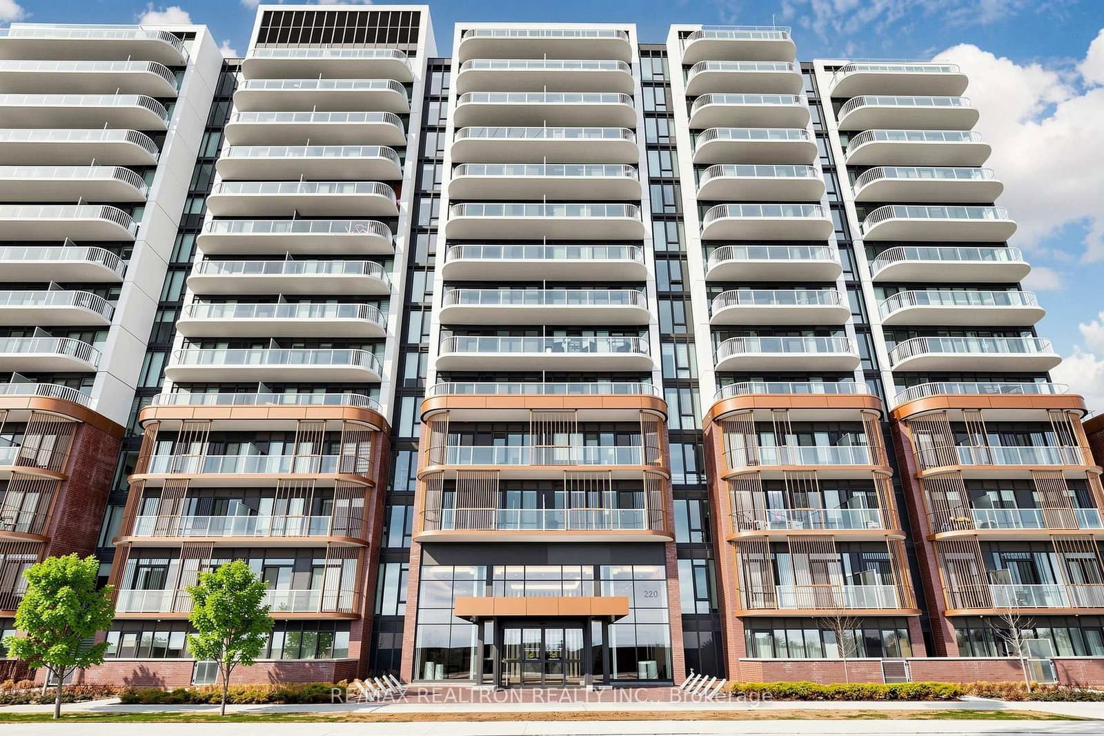 220 Missinnihe Way, Unit 817 thumbnail 16
