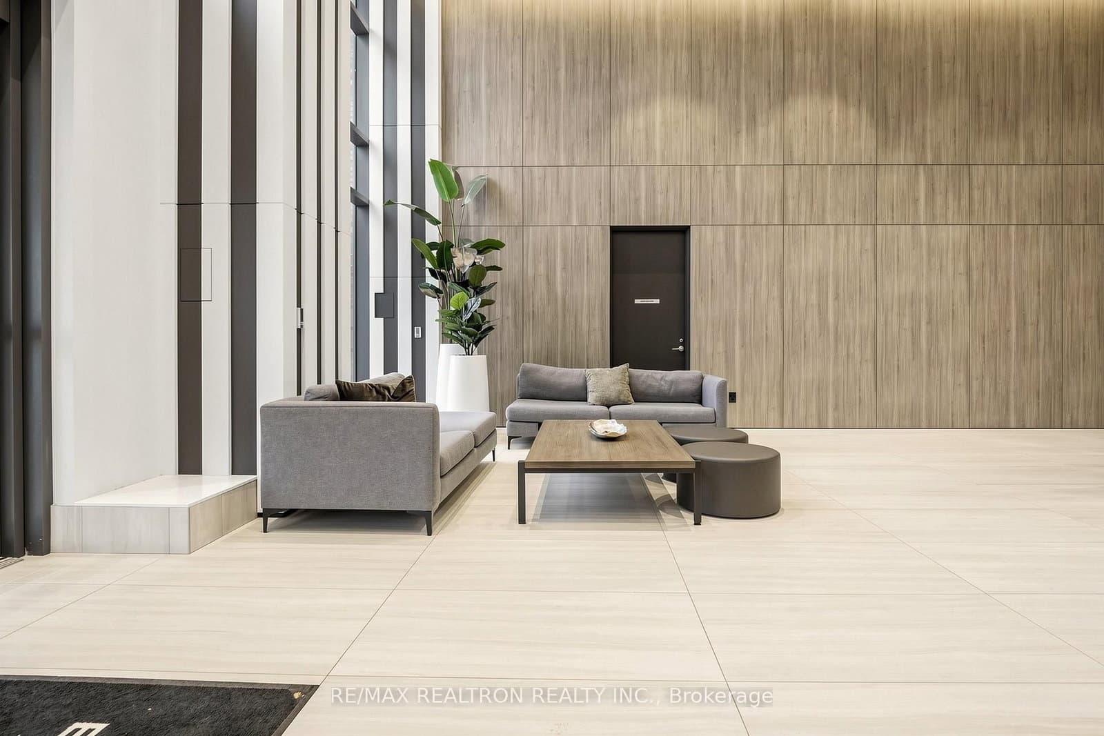 220 Missinnihe Way, Unit 817 thumbnail 20