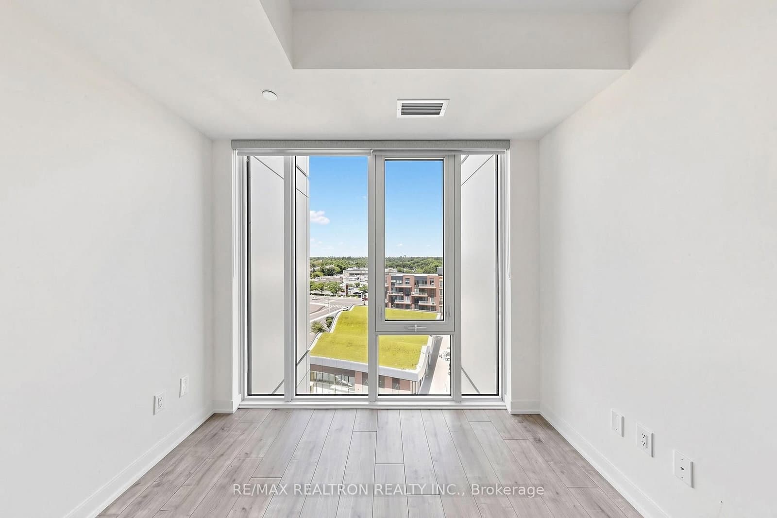 220 Missinnihe Way, Unit 817 thumbnail 21