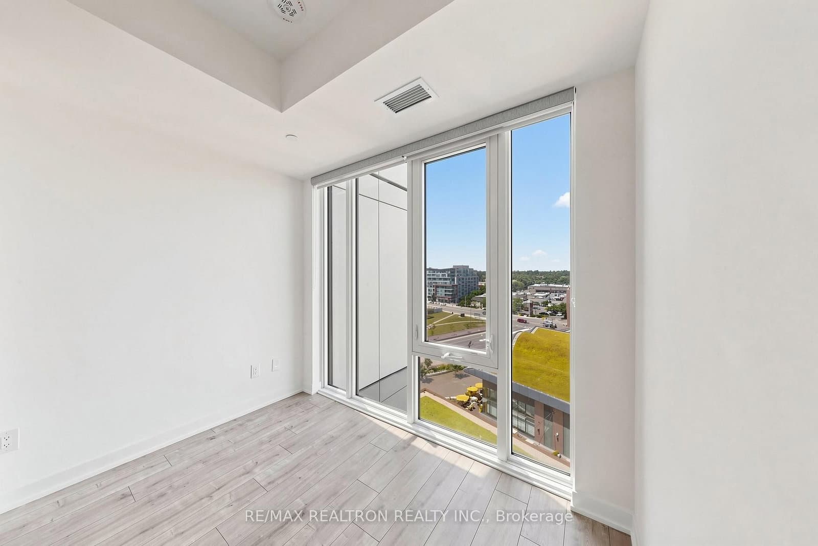 220 Missinnihe Way, Unit 817 thumbnail 23