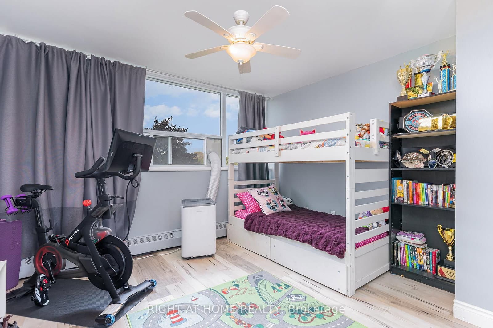 530 Lolita Gardens, Unit 505 thumbnail 15