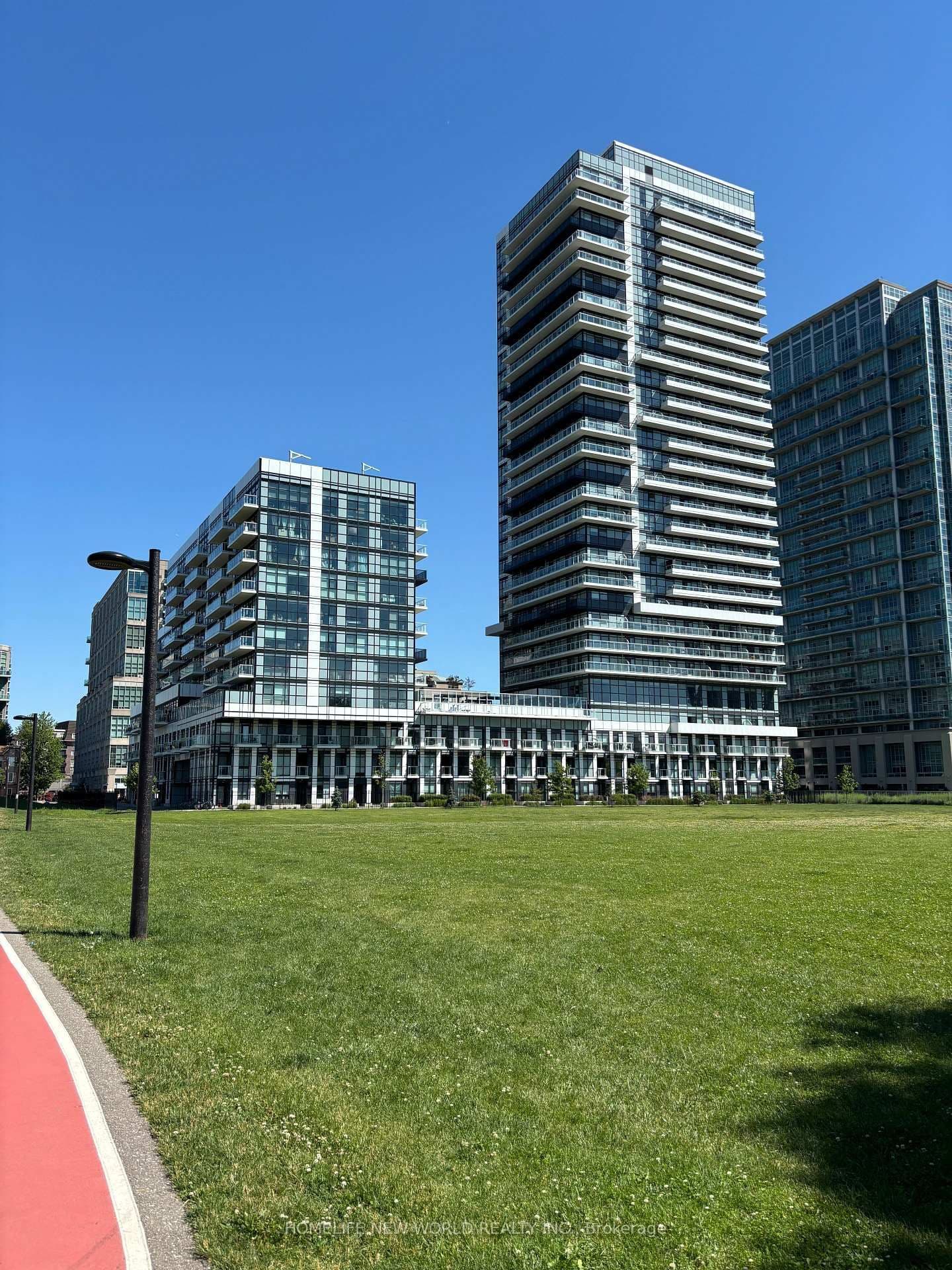 251 Manitoba Street, Unit 2506 thumbnail 3