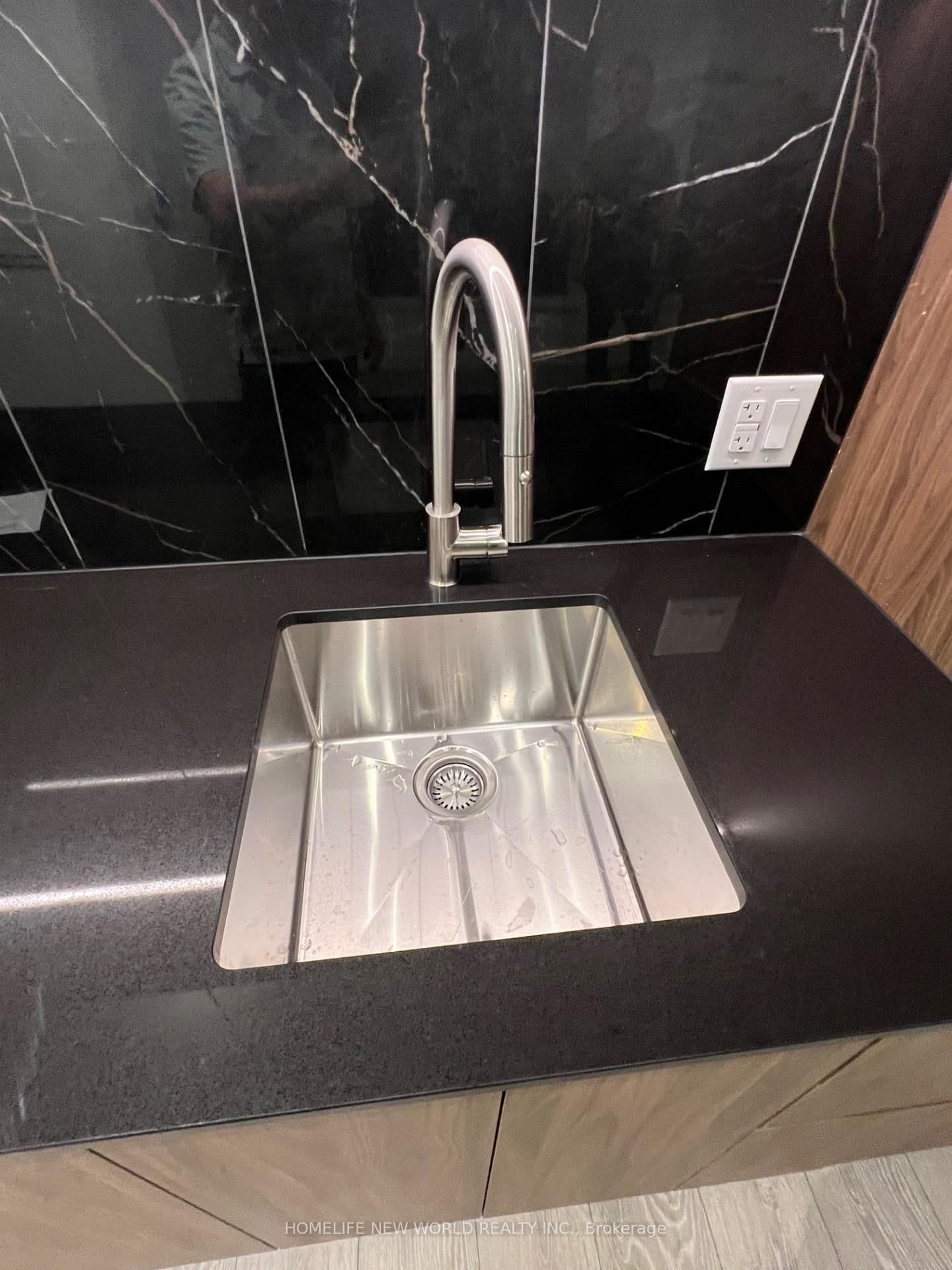 1100 Sheppard Avenue W, Unit 807 thumbnail 10