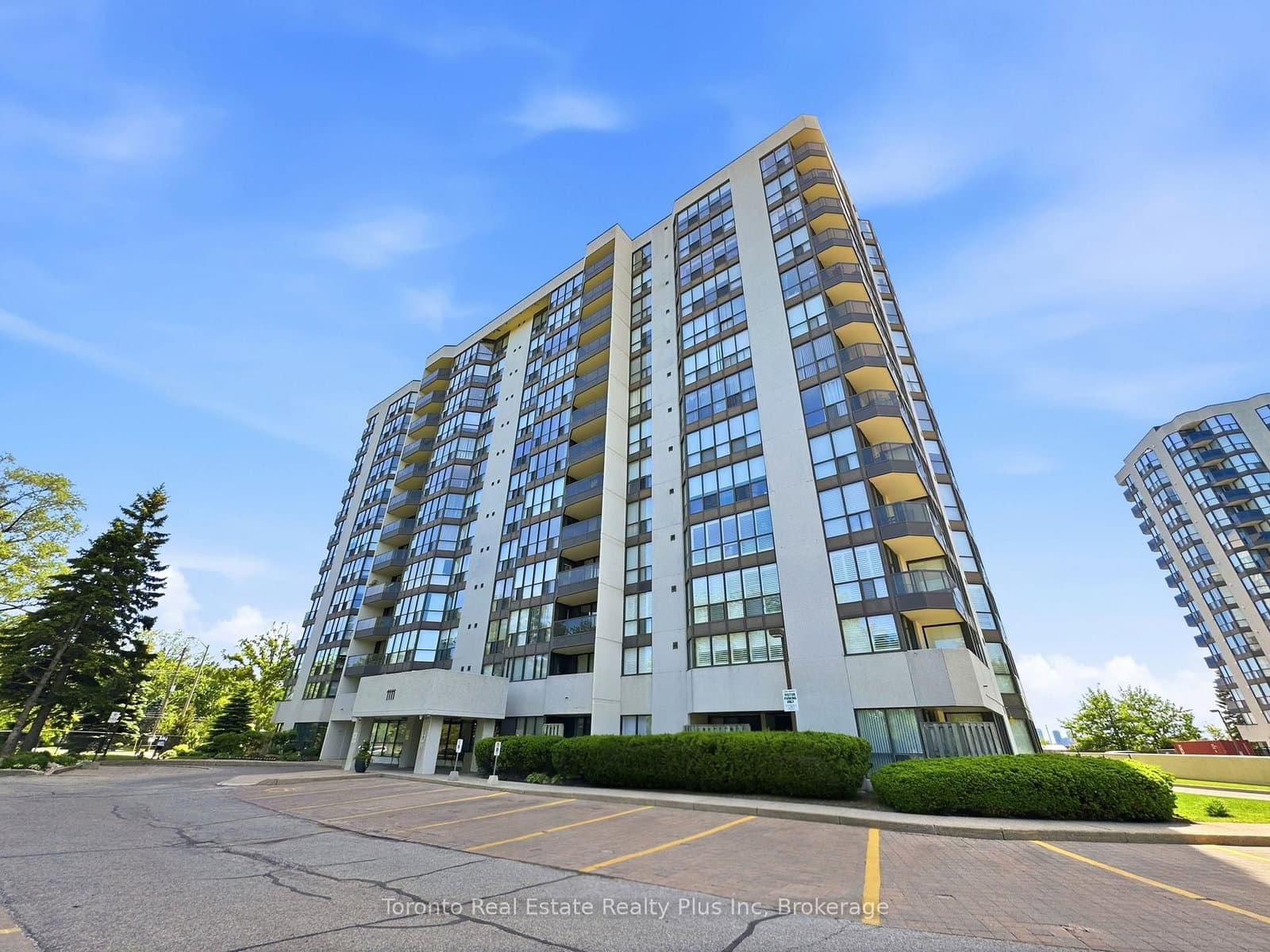 1111 Bough Beeches Boulevard, Unit 203 thumbnail 2
