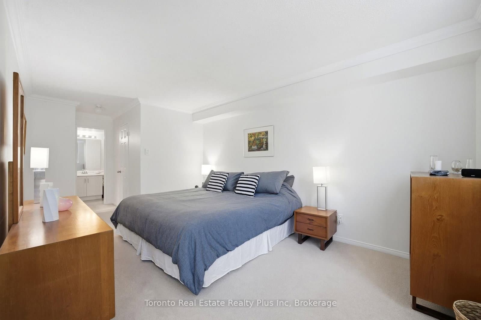 1111 Bough Beeches Boulevard, Unit 203 thumbnail 22