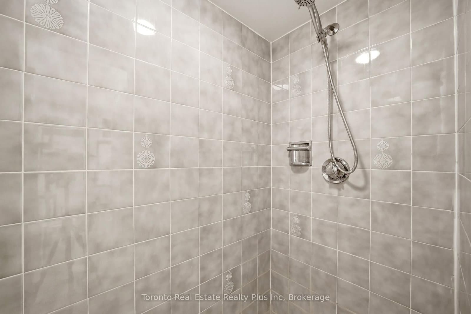 1111 Bough Beeches Boulevard, Unit 203 thumbnail 26
