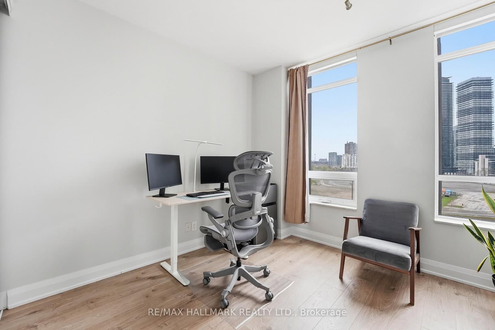 36 Park Lawn Road, Unit 710 thumbnail 11