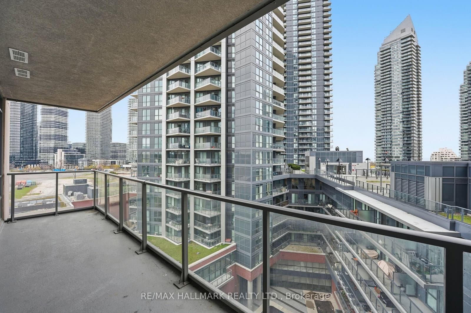 36 Park Lawn Road, Unit 710 thumbnail 17
