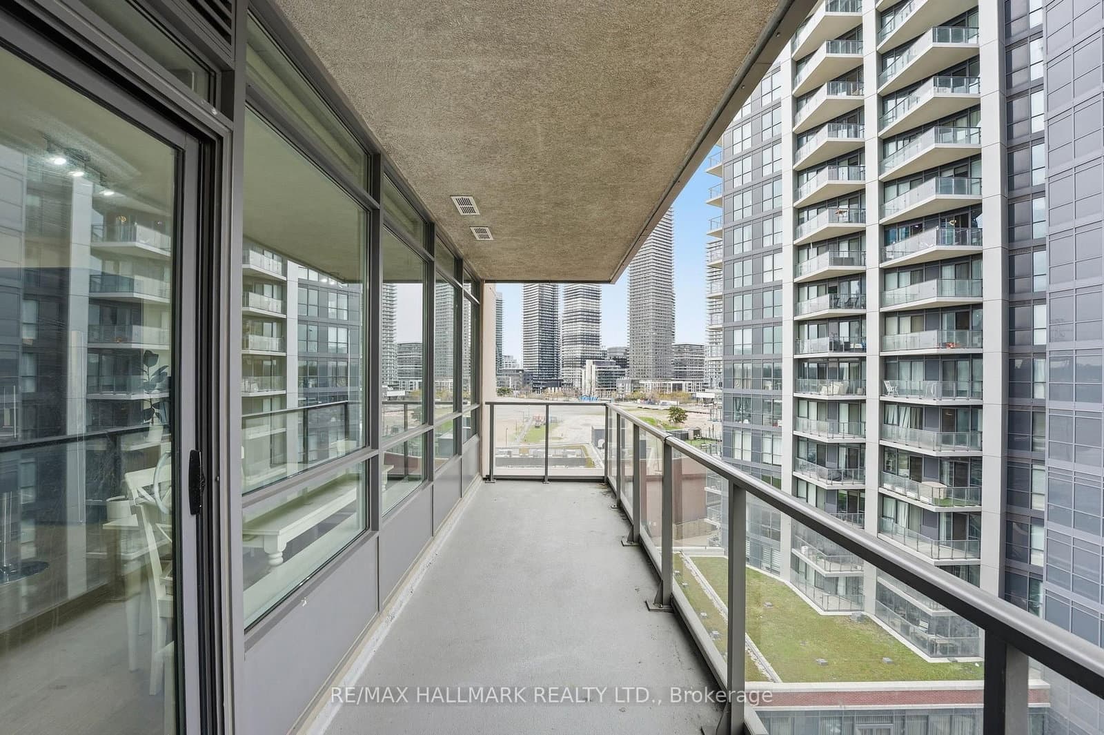 36 Park Lawn Road, Unit 710 thumbnail 19
