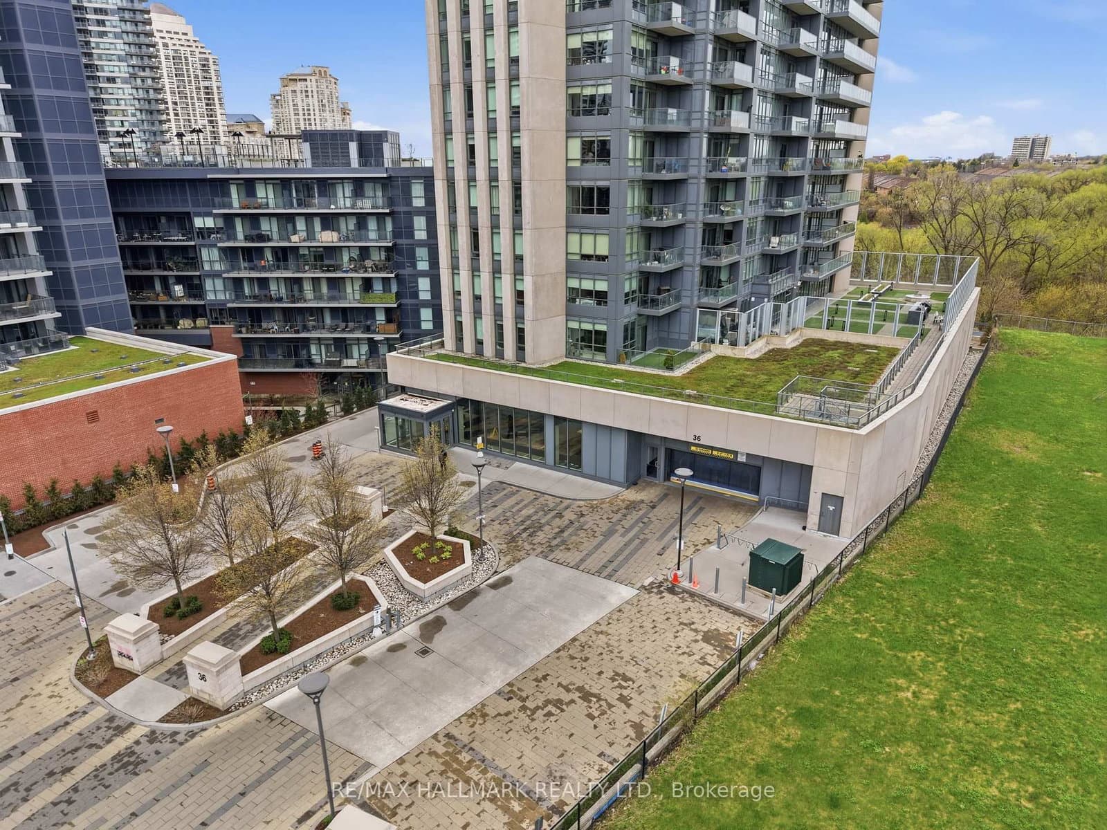 36 Park Lawn Road, Unit 710 thumbnail 28