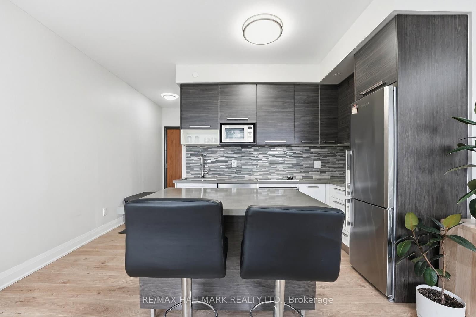 36 Park Lawn Road, Unit 710 thumbnail 7