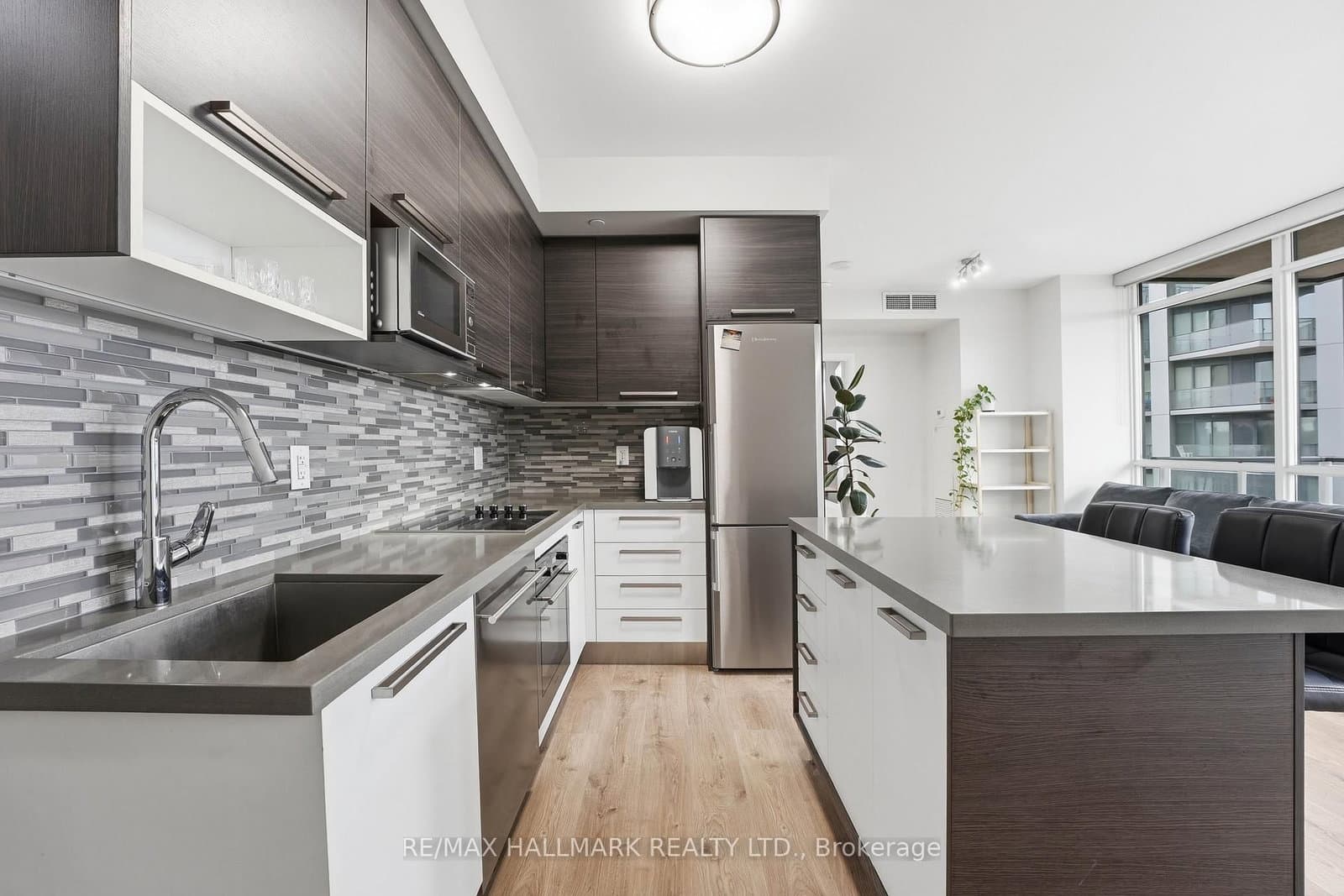 36 Park Lawn Road, Unit 710 thumbnail 8