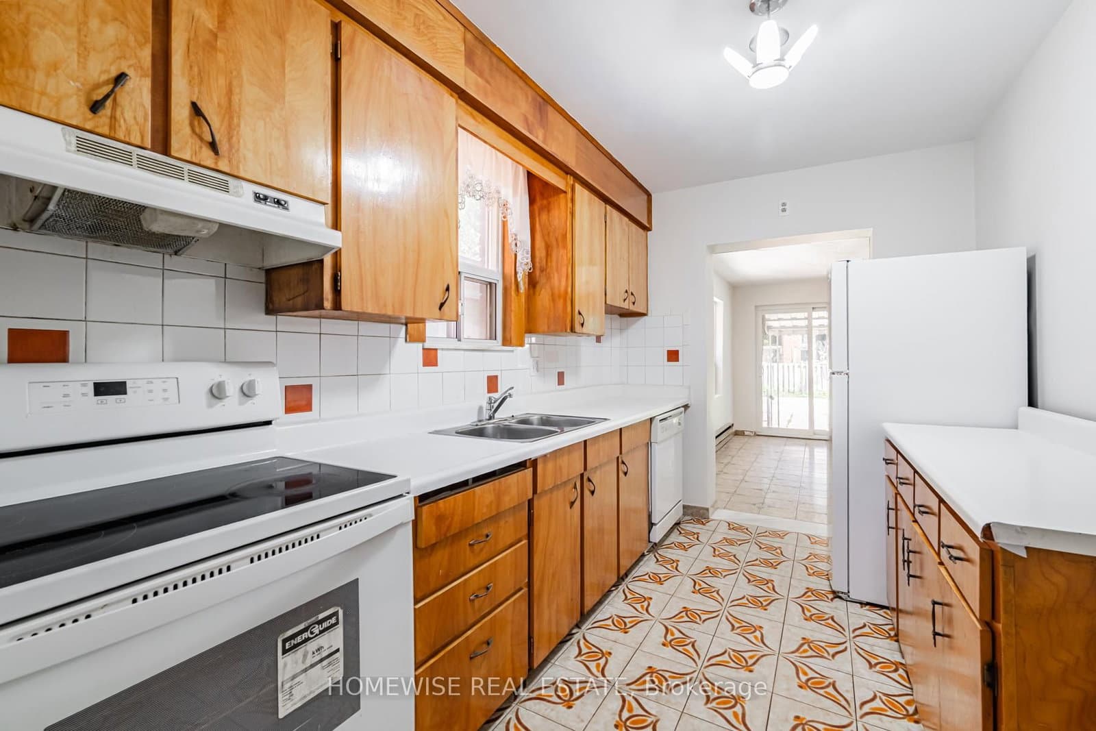 25 Marlee Avenue thumbnail 8
