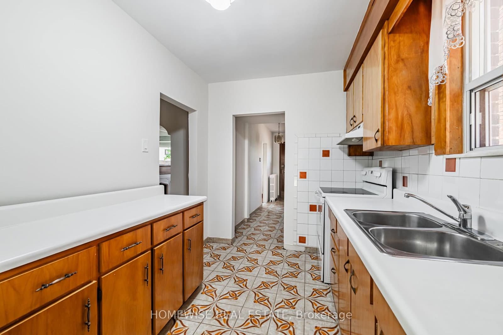 25 Marlee Avenue thumbnail 9