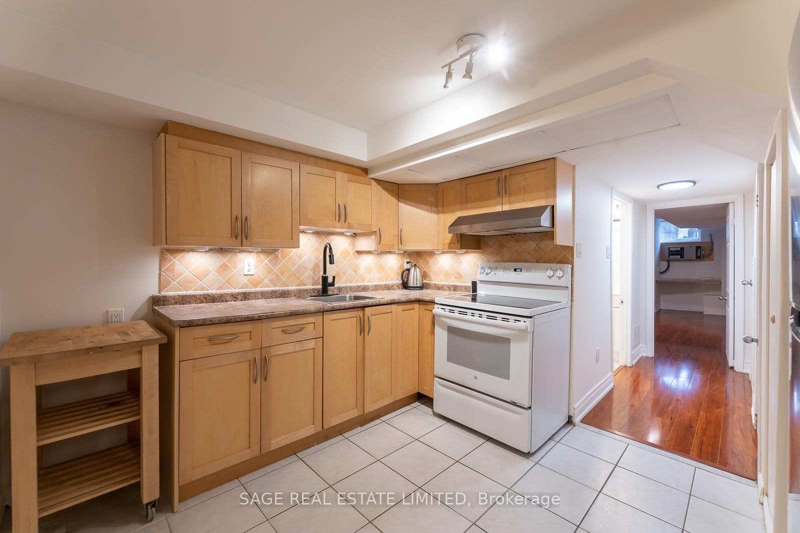 38 Osler Street, Unit BASEMENT thumbnail 2