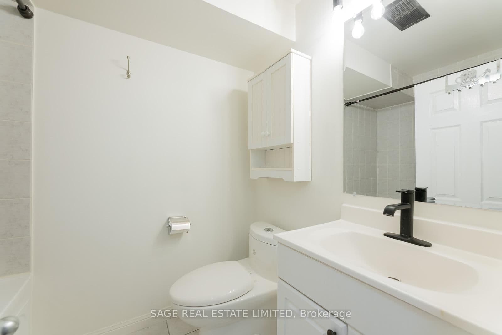 38 Osler Street, Unit BASEMENT thumbnail 5
