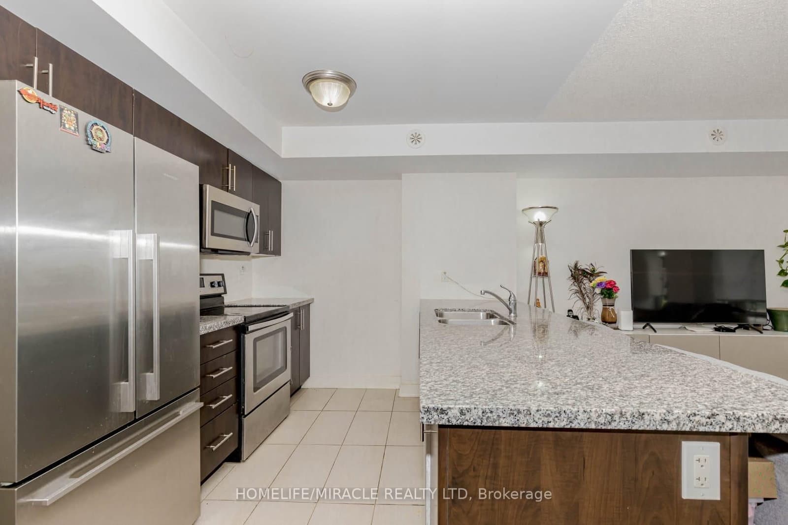 100 Dufay Road, Unit 29 thumbnail 16